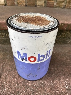 Vintage Mobile 5 LB Grease Can Empty 5.5'' X 7.75'' Tall
