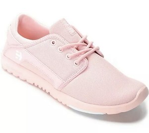 etnies ladies trainers