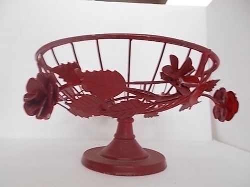 LARGE BRIGHT RED METAL CENTERPIECE BOWL WITH LEAVES DECOR 13 1/2 " DIAMETER - Picture 3 of 3
