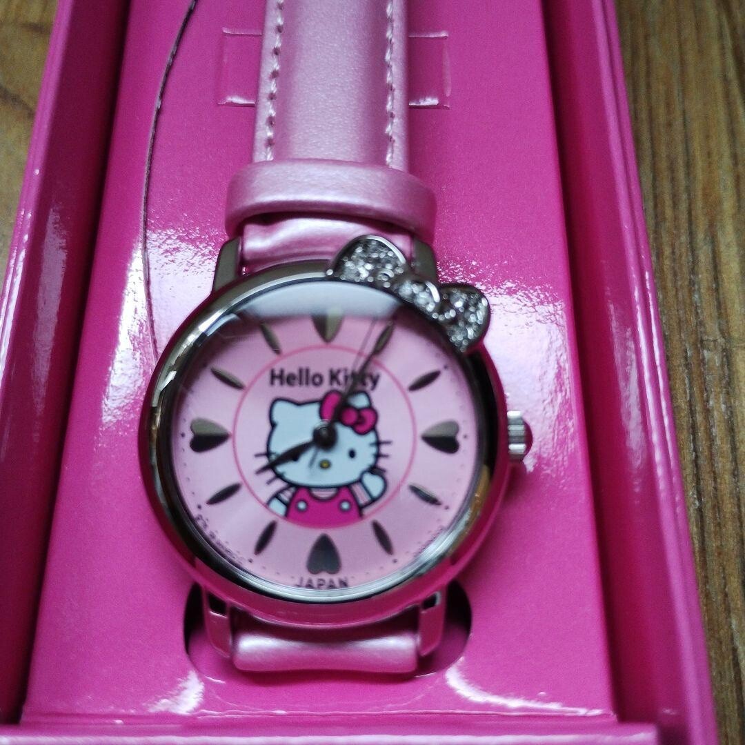 CITIZEN Hello kitty Kawaii Pink wristwatch Women display picture 1