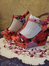 Call It Spring Sandals Floral Platform Open Toe Wedge High Heel Buckle Strap 7.5