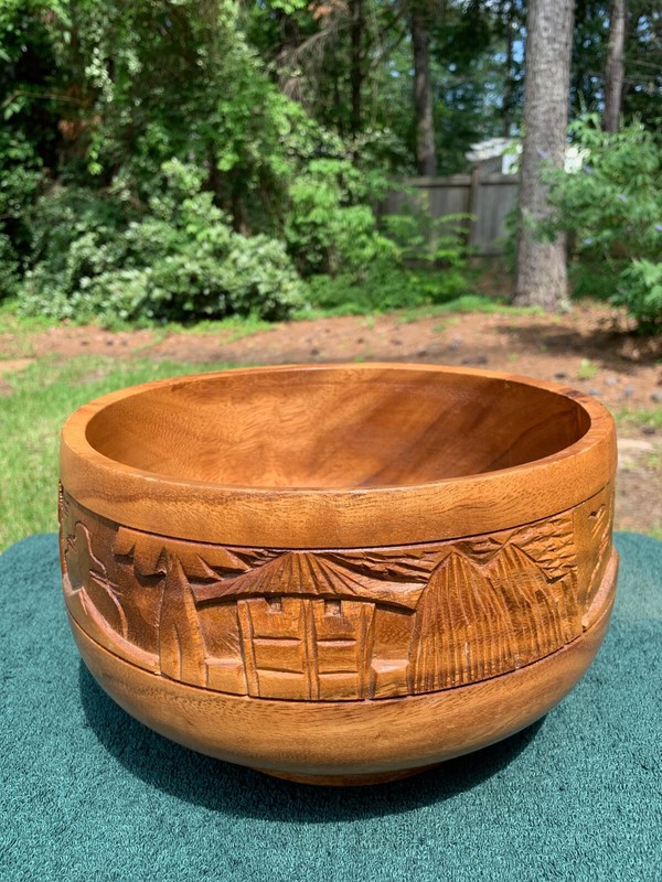 VINTAGE HAND CARVED WOODEN LARGE PEDESTAL BOWL 9.5" X 6" PHILIPPINES TIKI BARTY