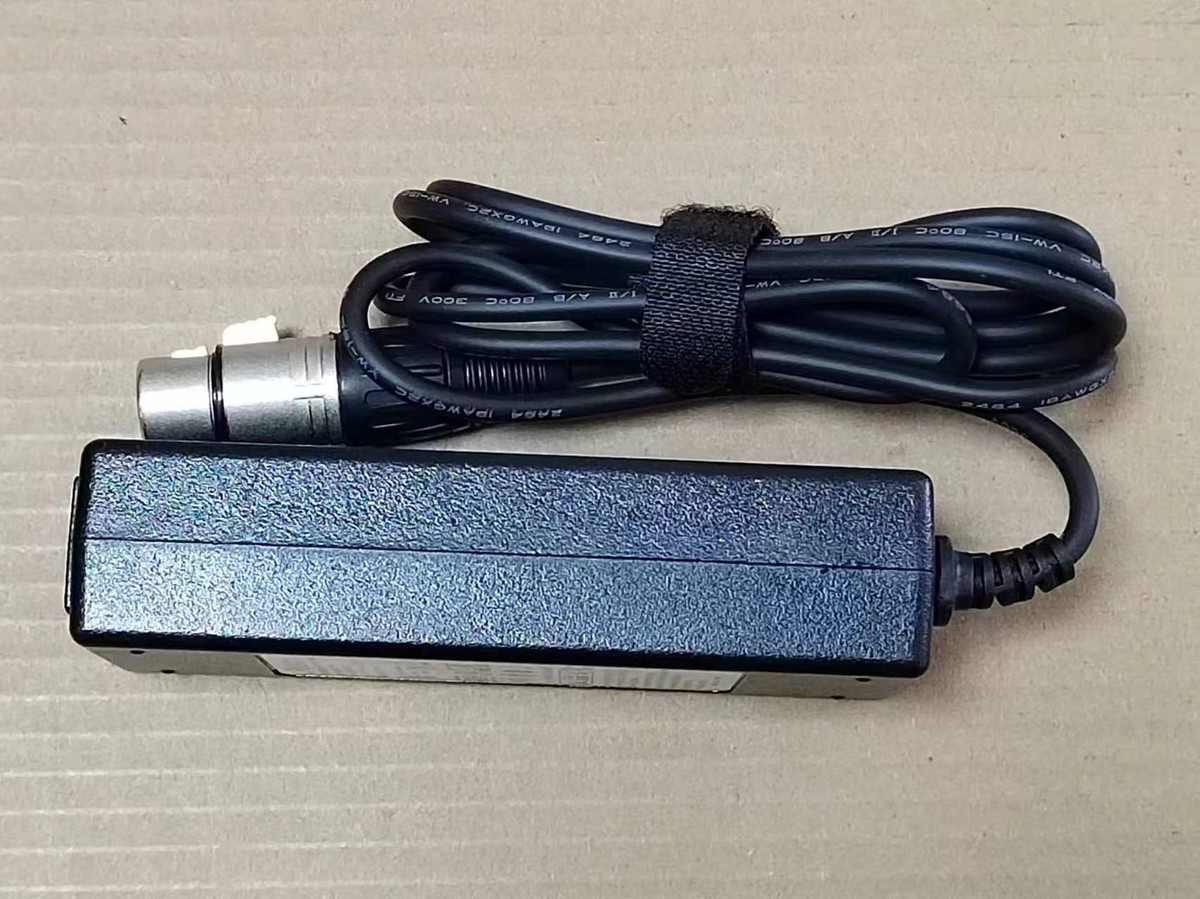 Roland BA330＋ケース＋アダプター AC Adapter for Roland BA-330 BA330 Portable Stereo PA Speaker