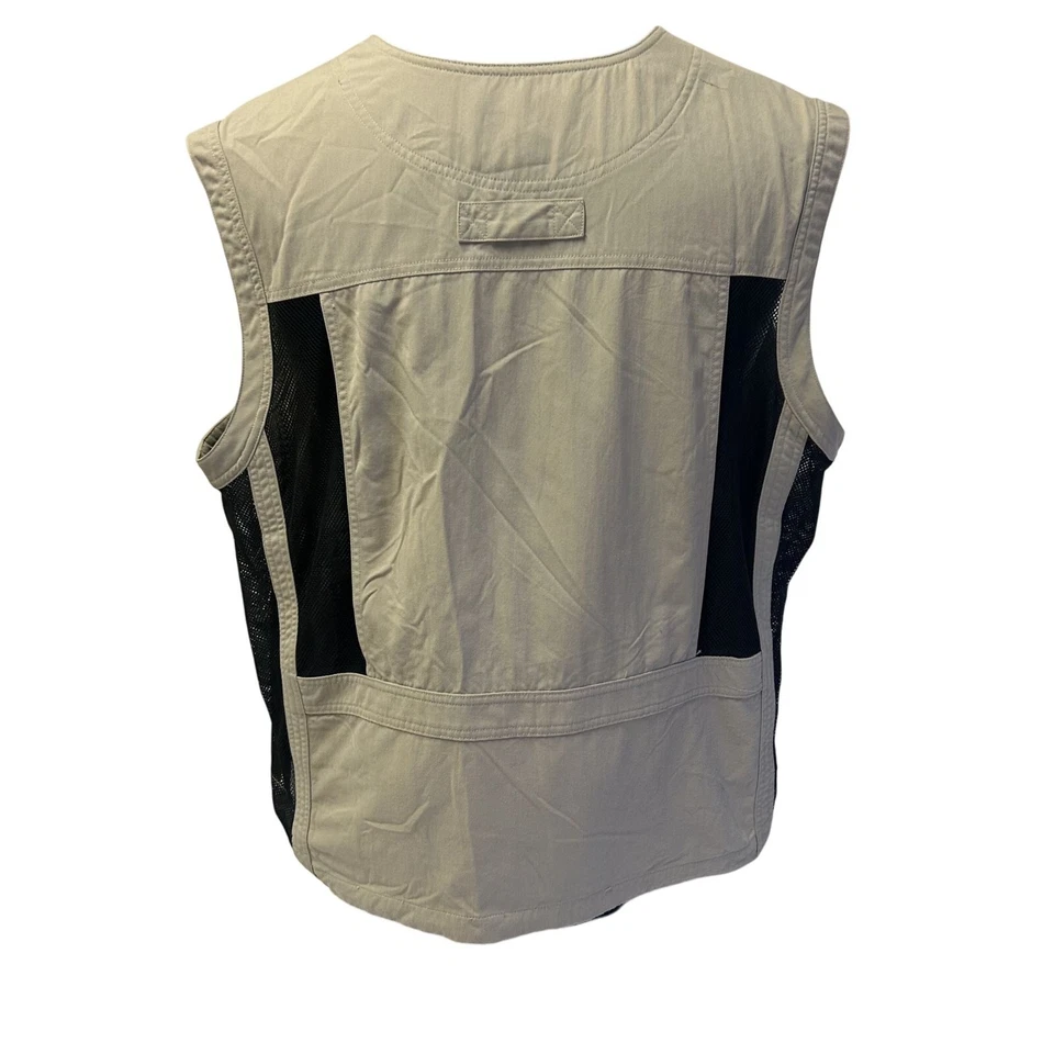 Duluth Trading Men's Khaki Nylon 16 Pocket UTILITY Fishing SAFARI Sportsman Vest - Image 2 of 4