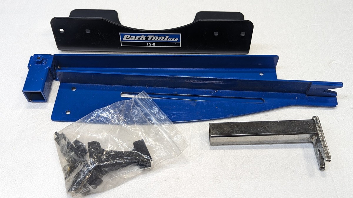 PARK TOOL TS-8 振れ取り台 青 used ワケあり最終処分価格!】1点限り！パークツールの振れ取り台が