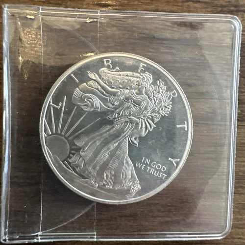1/2 oz .999 Fine Silver - GSM Walking Liberty  Round