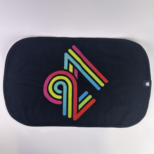 Apple Employee Microfiber Gym Sweat Towel 21 Black Close Your Rings
