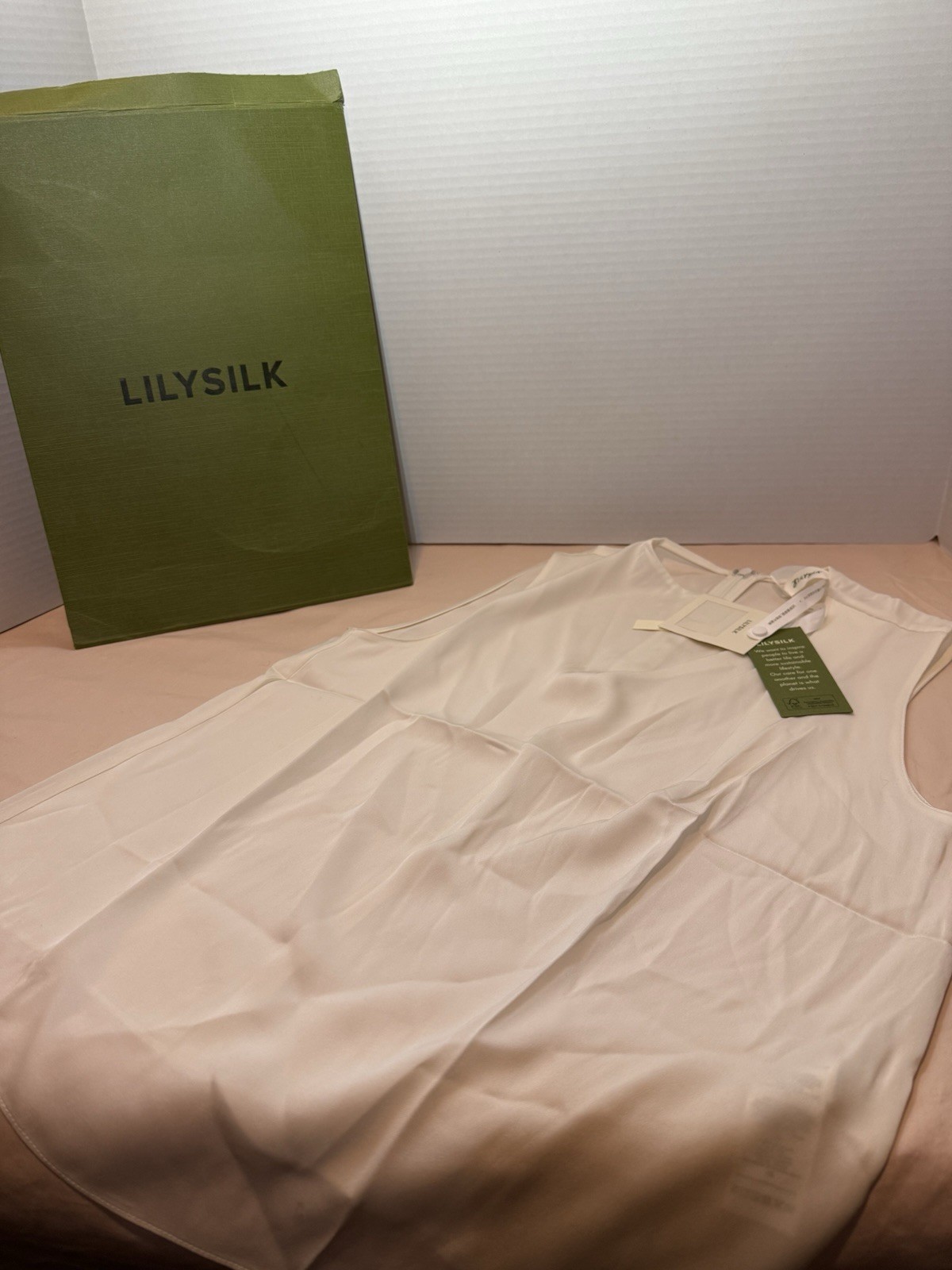 LILYSILK Mulberry Silk Sleeveless Top XS – Natural White – New With Tags & Bag