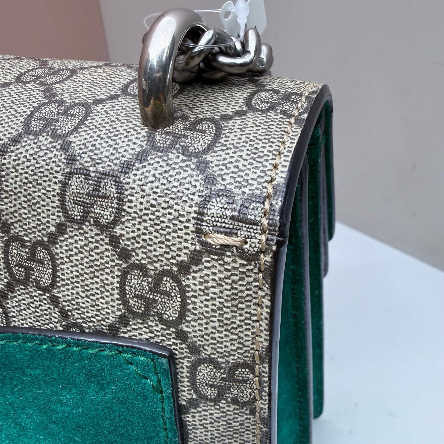 Vintage Gucci Dionysus GG Supreme Canvas with Embroidery and Suede Shoulder Bag — image 6