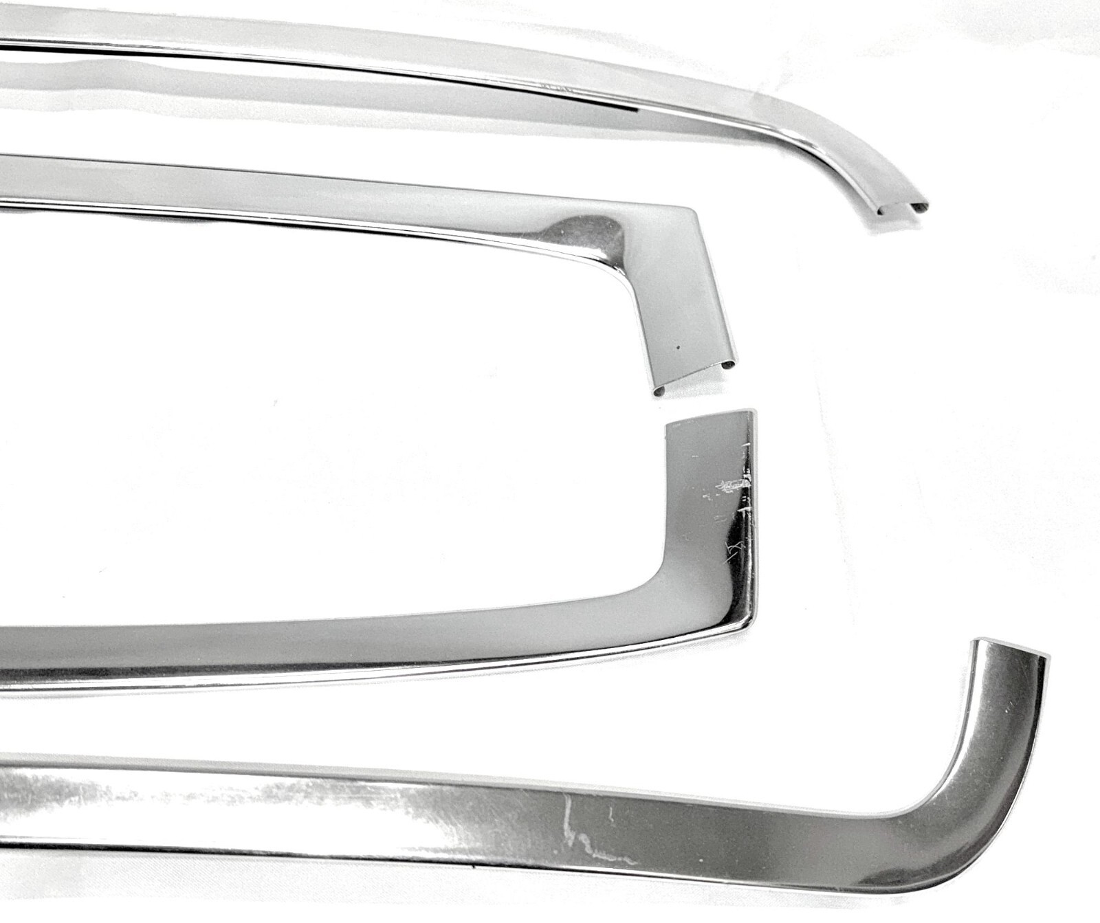 8096 Ford F150 F250 F350 Bronco—Windshield Reveal A Pillar & Roof Trim