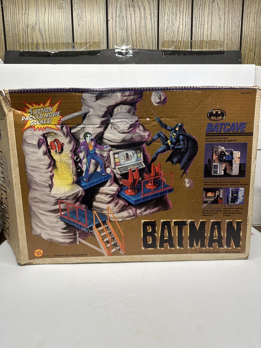 1989 ToyBiz DC Comics Batman Batcave No 4417 Movie Complete Play