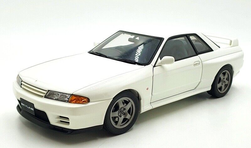 AUTOart 1/18 日産 スカイライン GT-R R32-