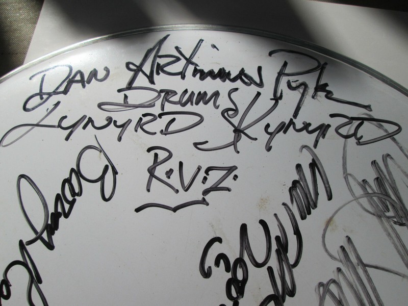 Artimus Pyle Band Signed Lynyrd Skynyrd Drum Head 2002