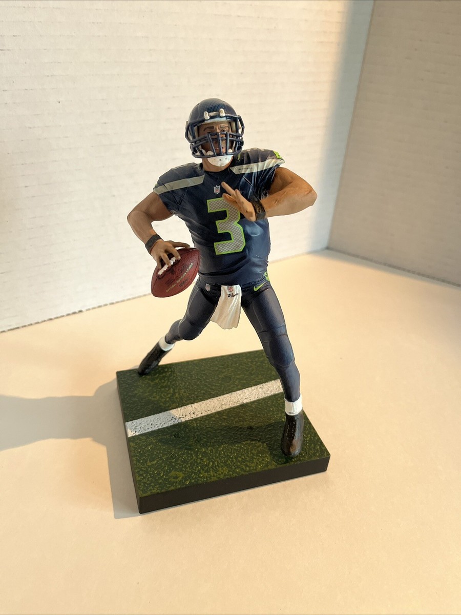 TMP Int'l McFarlane Seattle Seahawks Russell Wilson Player