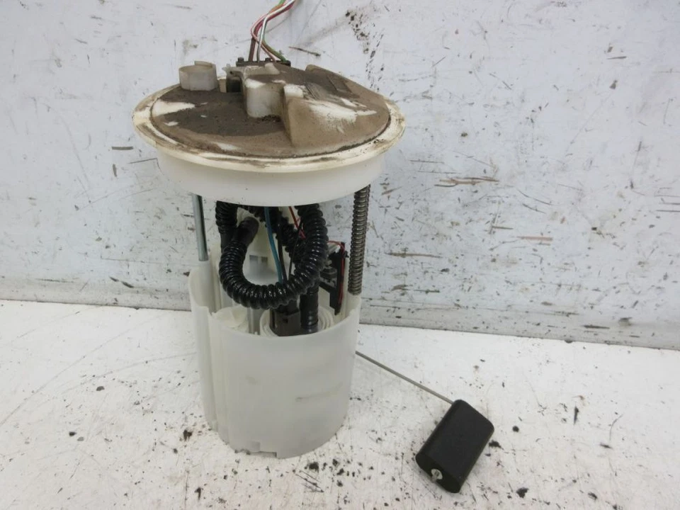 Kraftstoffpumpe Tankgeber Benzinpumpe passt für VOLVO V50 (MW) 2.4 3M519H307CB Foto 2 de 4