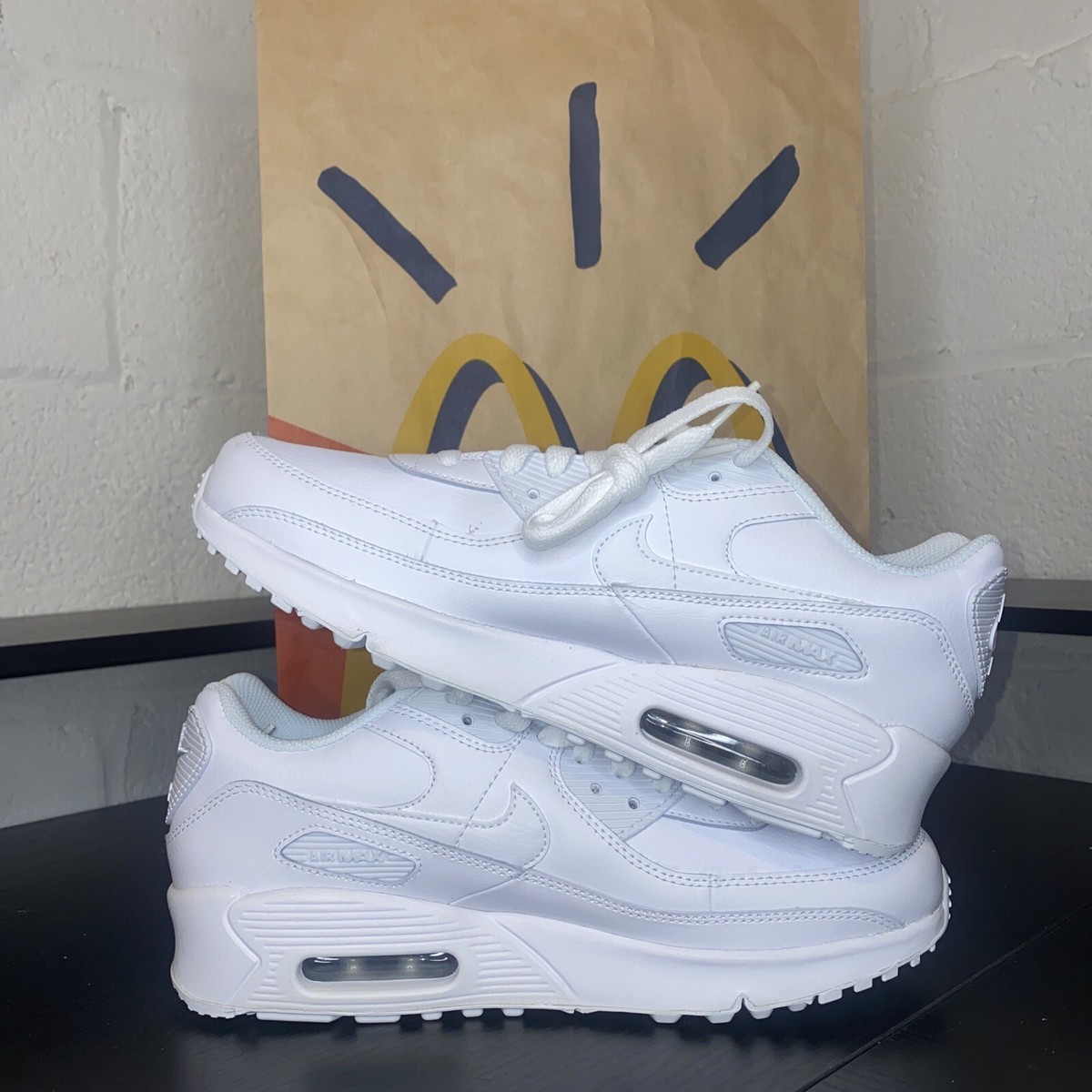 Size 7 (GS) - Nike Air Max 90 Low White - CD6864-100 missing