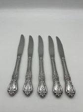 Oneida Distinction Deluxe HH Kennett Square Dinner Knives Lot of 5