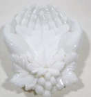 Vintage 1940s-50s Westmoreland Milk Glass "Queen Victoria" Hands Dish/Tray