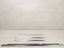 Mercedes W204 Kombi Mopf Fensterleiste Leiste Tür Chromleiste Links A2047351765