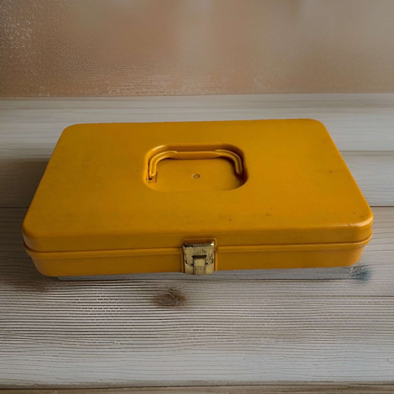 Wilson MFG Sewing Box Plastic Portable Spool Keeper Orange Vintage