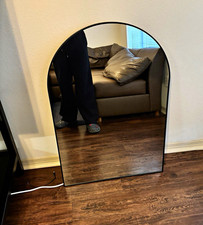 Vetrovue Arched Metal Framed Accent Mirror Matte Black 38x26 Wall Mount