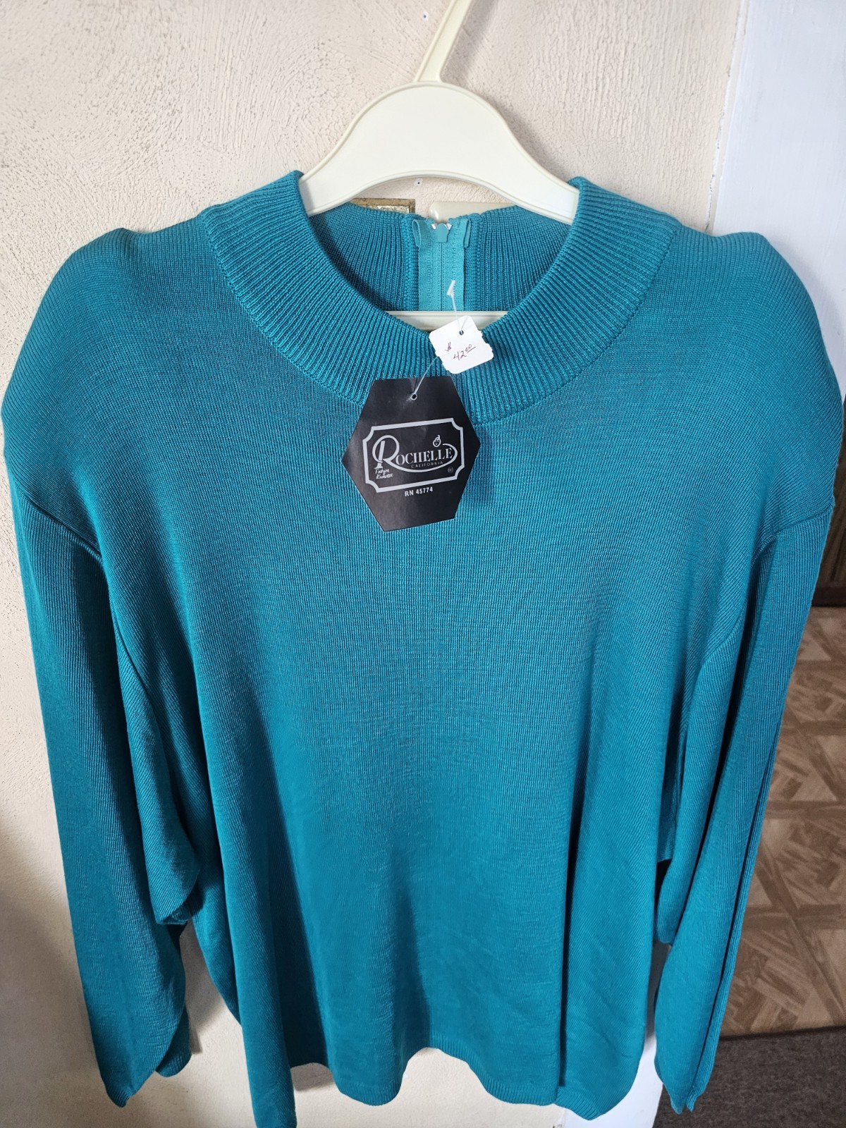 Rochelle California Women's Sweater Teal Back Zip with Shoulder Pads 2x