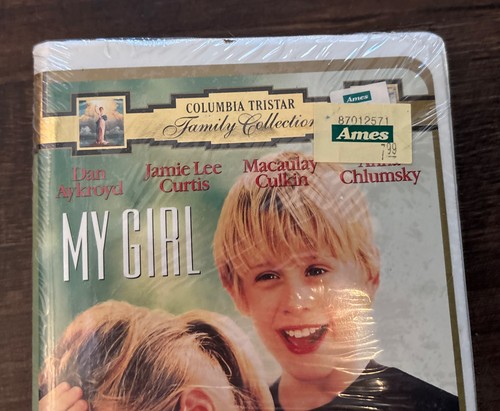 MY GIRL COLUMBIA TRISTAR FAMILY COLLECTION VHS CLAMSHELL NEW AND SEALED - Picture 2 of 5