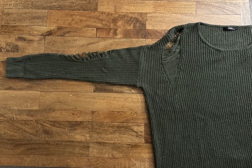 Millau Olive Green Distressed Knit Sweater - Boho Grunge - Women’s M - Picture 5 of 6