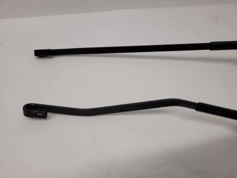 2006-2009 MERCURY MILAN RH RIGHT LH LEFT WIPER ARM SET  - Image 4 of 4