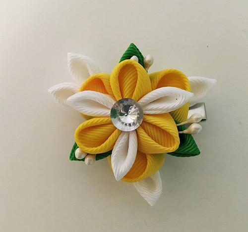  Kanzashi Blume Haarspange Krokodilklemme in den Farben Blau, Lila, Gelb usw. - Bild 12 von 13