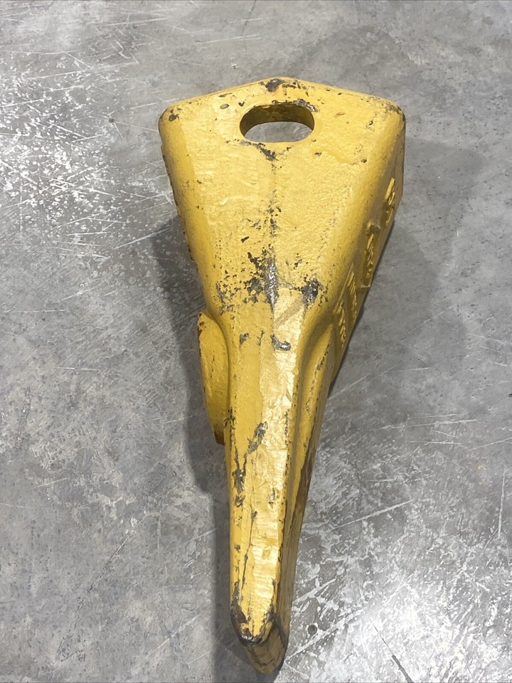 Cat D8t Ripper CAT 9W-2452 Ripper Tip Tooth D8T D8R D9T 854K 320D D9N D8N DH-3 | eBay