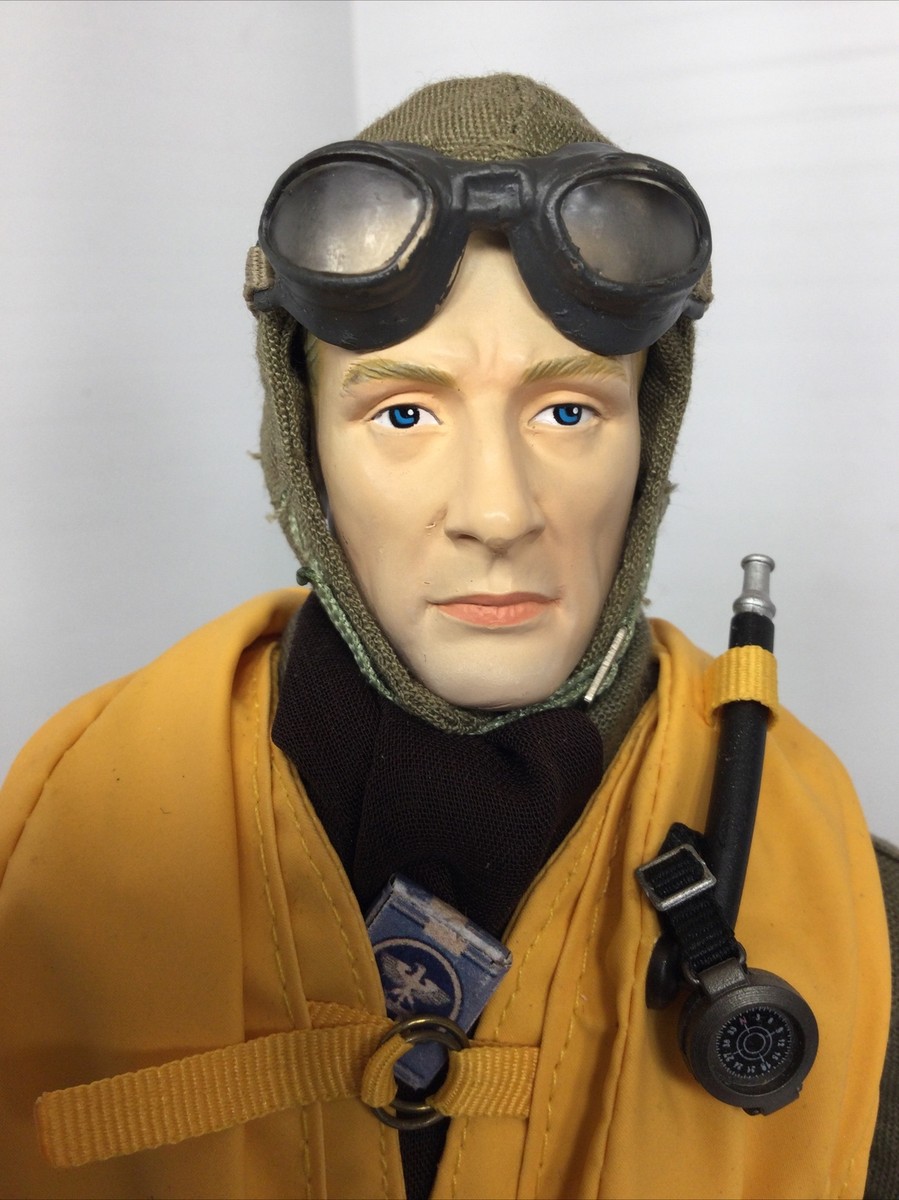 1/6 DRAGON WW2 GERMAN LUFTWAFFE STUKA DIVE BOMBER PILOT IN FLIGHT