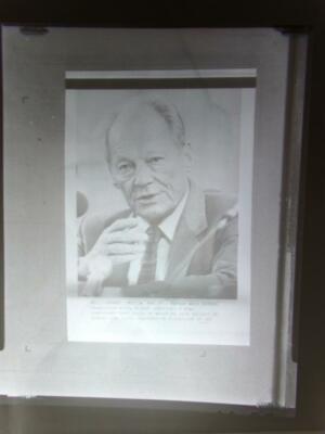 s/w Negativ Deutscher Politiker Willy Brandt für weitere Fotos nach unten scrollen