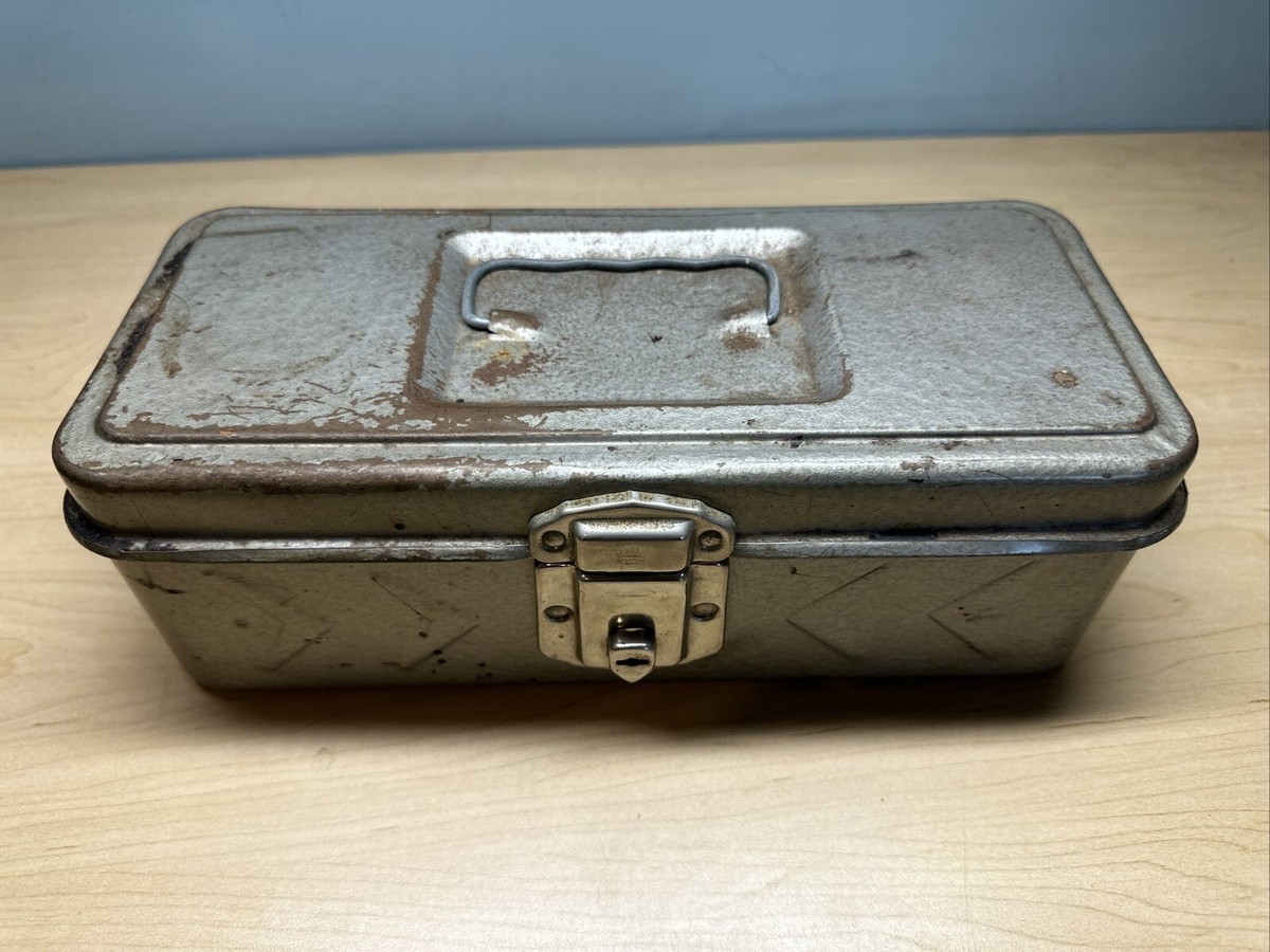 Vintage 1964 Excelsior Lock Box Stamford Conn Metal Tackle Box