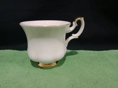 Royal Albert. Val D'Or. Coffee Cup. Made In England. - Image 1 of 4