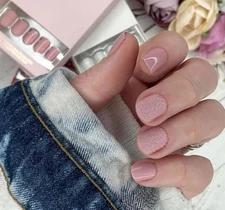 Red Aspen Press On Nails - Margret's Mauve Roses Short • Square • Shiny/3D