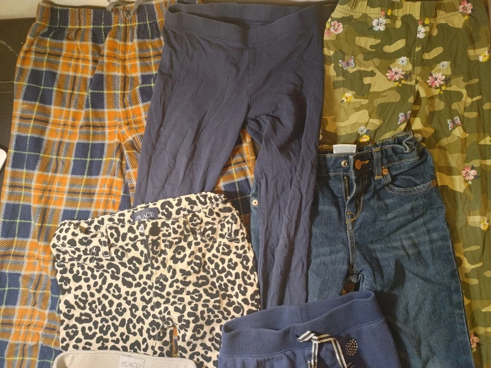 9 Pc Girls Size 8-10 Bottoms Lot Children's Place 365 Kids Carter's Lot52 - Image 4 of 4