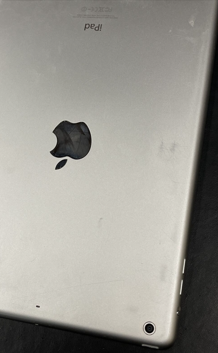 Apple iPad Air 1st WiFi |16GB I Silver | White Used, Smart Apple iPad Air 1st WiFi |16GB I Silver | White Used, Smart