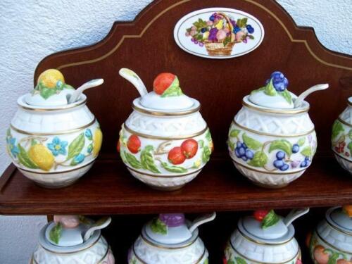 ( COMPLETE SET OF 12 ) FRANKLIN MINT LE CORDON BLEU CONDIMENT JARS WITH RACK - Picture 3 of 12