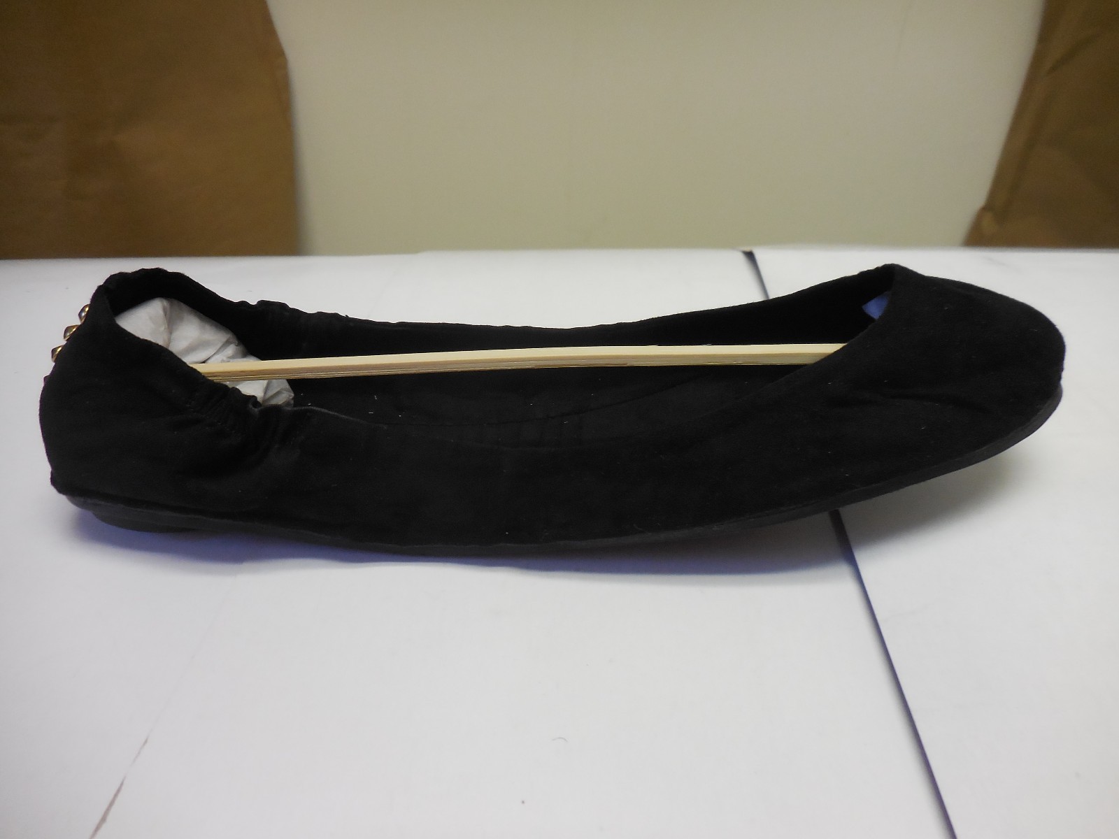 PANTOFOLA D’ORO FootzyFo Luxe By Footzyrolls Ciabatte da donna Betsy nere con borchie oro S M L XL