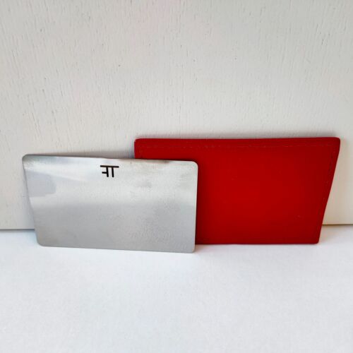 Espejo de bolsillo compacto Tom Ford espejo de maquillaje con estuche de viaje rojo, ¡Nuevo! - Imagen 2 de 5