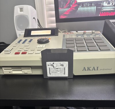 AKAI MPC 2000XL ''Reel to Reel   Drum Breaks Vol 1 (Zip Disk)