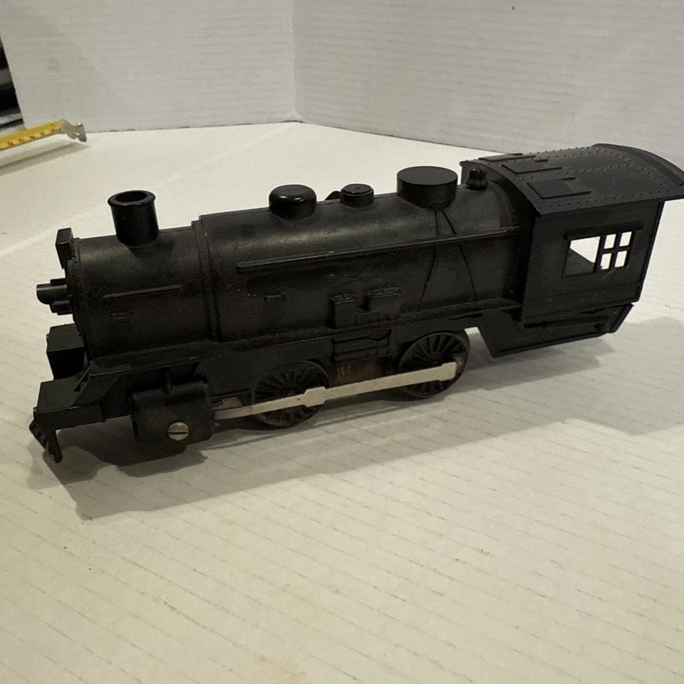 Marx O Gauge O-27 Clockwork / Windup Locomotive. - Image 2 of 4