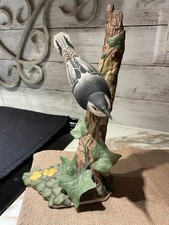 MT1184 Boehm Nuthatch #469G, made in USA, small chip under leaf