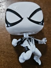 Funko Pop! Marvel Gamerverse Spider Man 2: Traje Antiveneno SOPORTE ROTO/FALTANTE