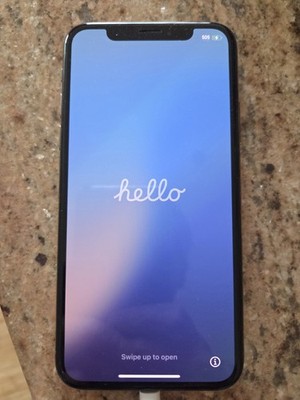 Apple iPhone XS - 64 GB - (AT&T Locked) - Rose Gold - Works