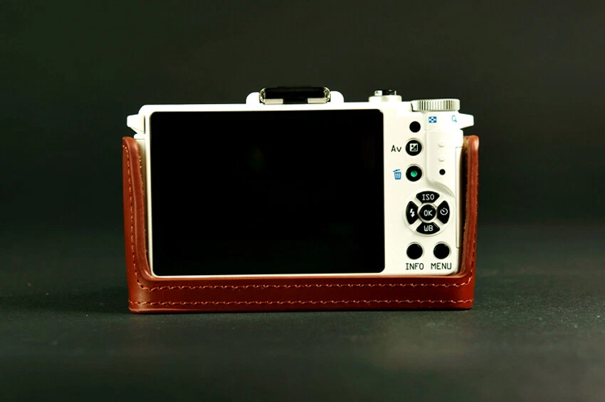 Leather Fit for PENTAX Q Camera Half Case Cover Protective Bag Padded Handmade - Image 4 of 4