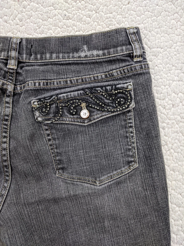 Pantalones cortos bermudas de tiro medio para mujer White House Black Market 10 recortados Foto 3 de 4