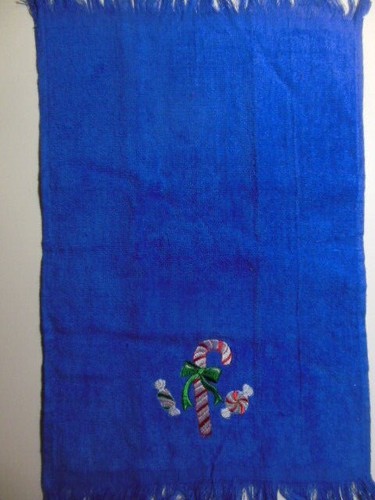CHRISTMAS FINGERTIP TOWELS, 11"x 17", NEW - Picture 17 of 34