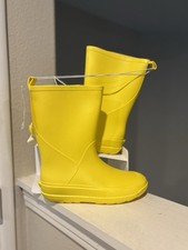 Cat and Jacks Andy Kids Yellow Rubber Rain Snow Mud Boots Youth Size 3